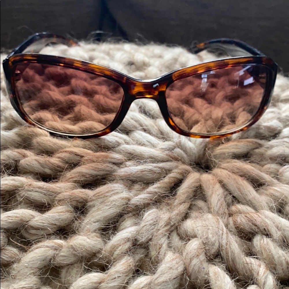 Nine West tortoise shell sunglasses